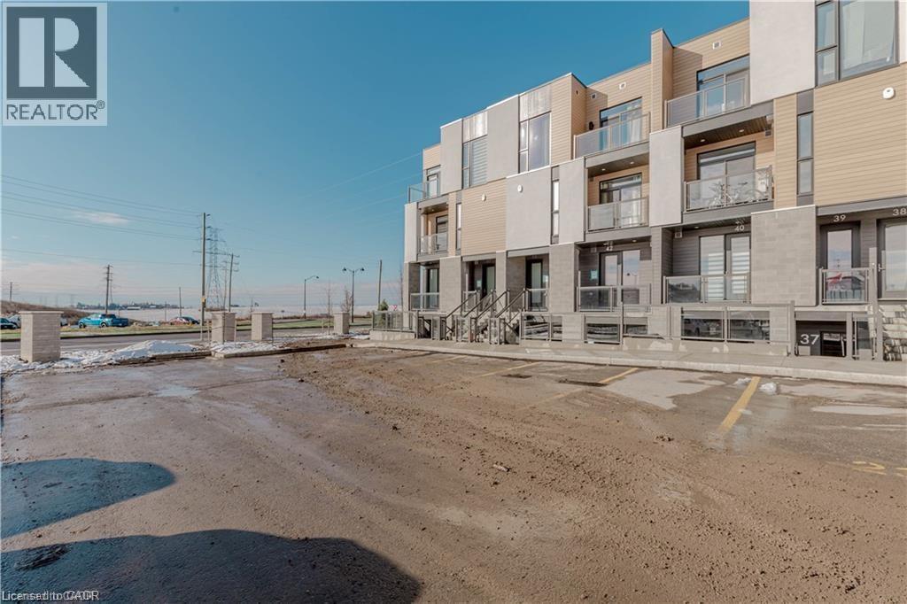 142 Foamflower Place Unit# C # 41, Waterloo, Ontario  N2V 0G9 - Photo 2 - 40802834