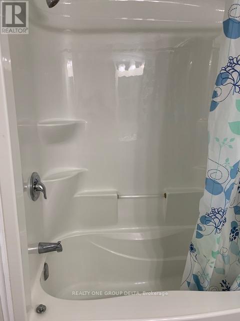 203 - 333 Gosling Gardens, Guelph (Clairfields/hanlon Business Park), Ontario  N1L 0K4 - Photo 5 - X12756178