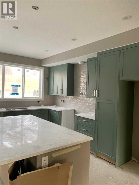 156 Crimson Ridge Place Nw, Calgary, Alberta  T3L 0K4 - Photo 4 - A2268603