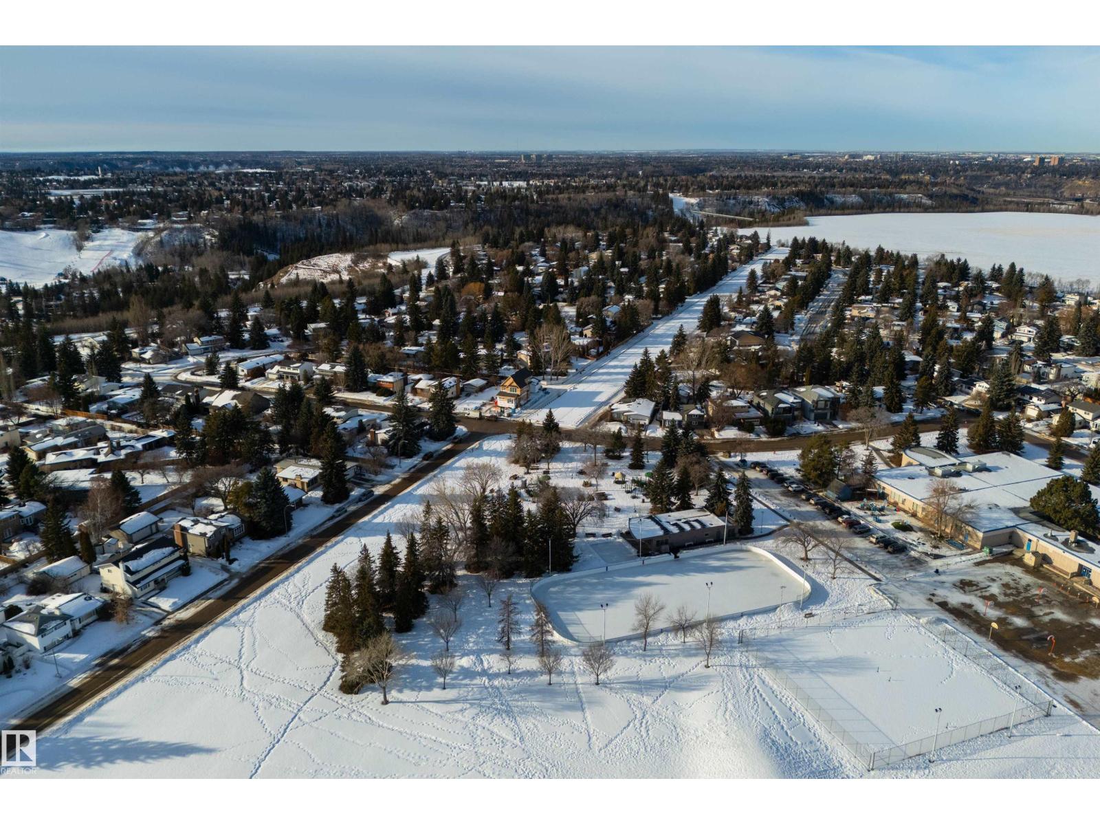 12406 49 Av Nw, Edmonton, Alberta  T6H 0H2 - Photo 11 - E4472130