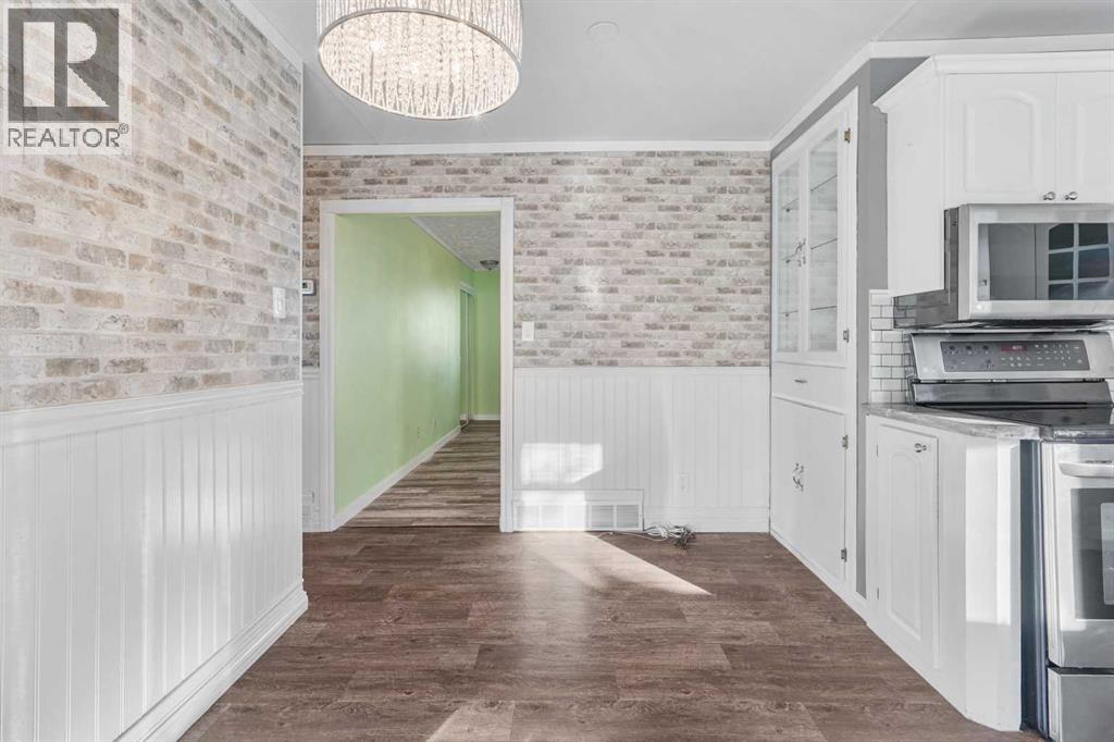 1509 19 Avenue, Coaldale, Alberta  T1M 1A1 - Photo 8 - A2283364