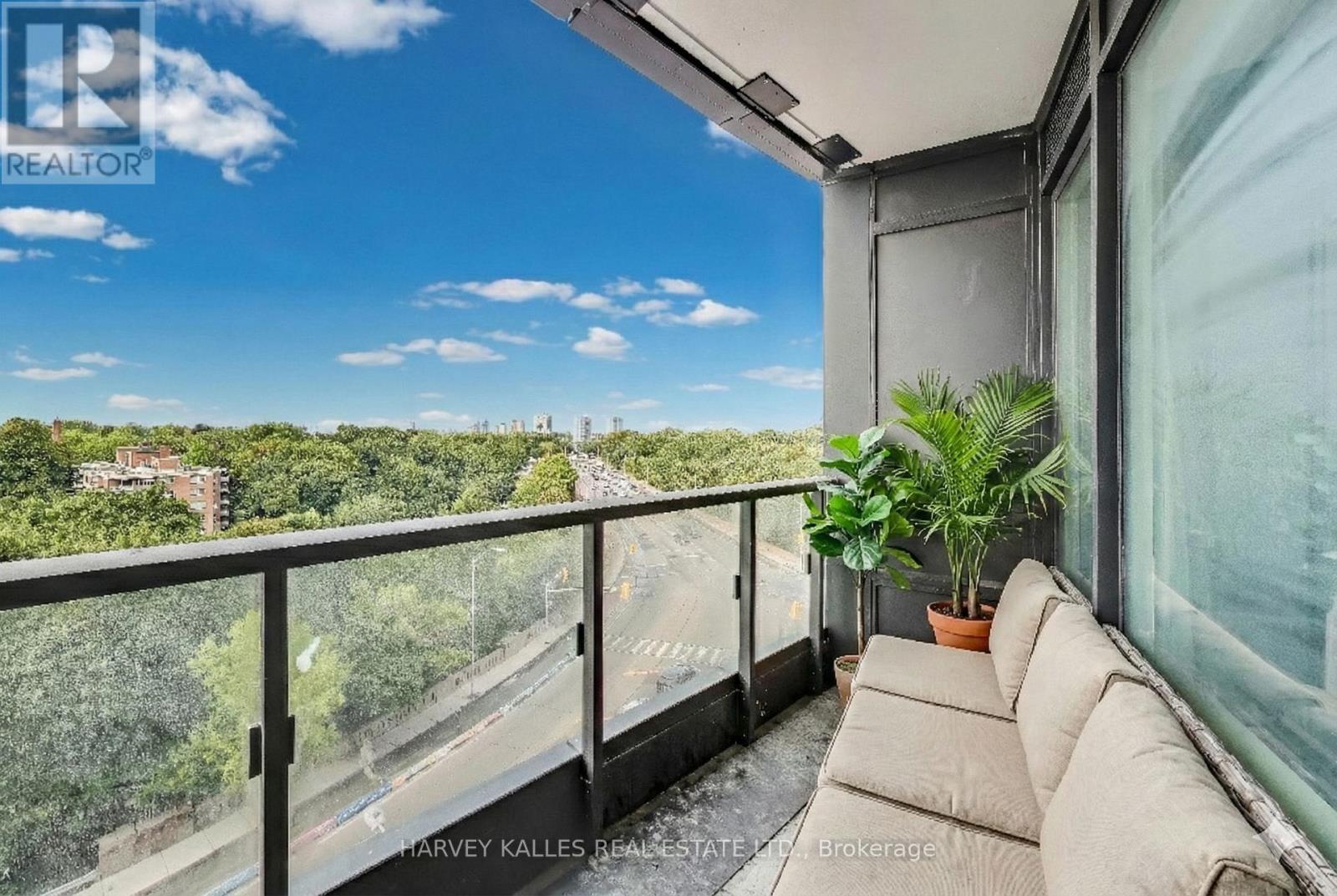 515 - 585 Bloor Street E, Toronto, Ontario  M4W 0B3 - Photo 10 - C12756194