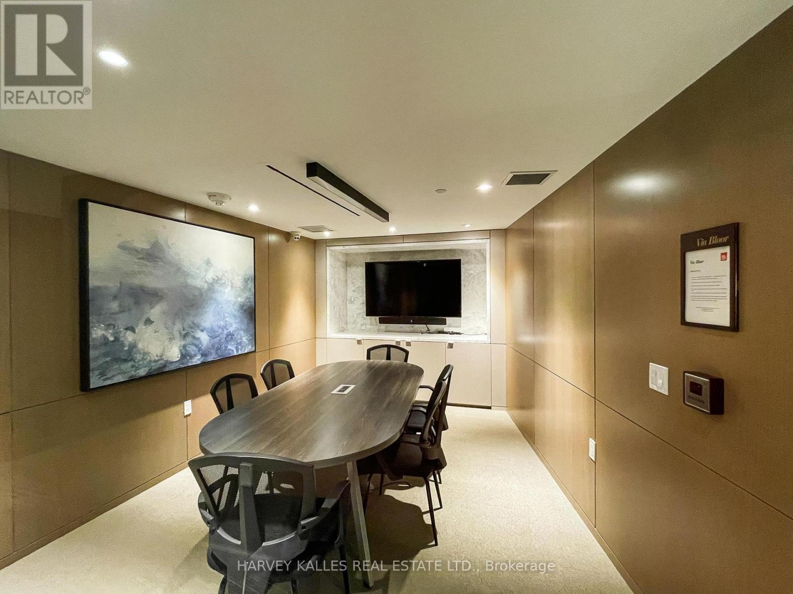 515 - 585 Bloor Street E, Toronto, Ontario  M4W 0B3 - Photo 19 - C12756194