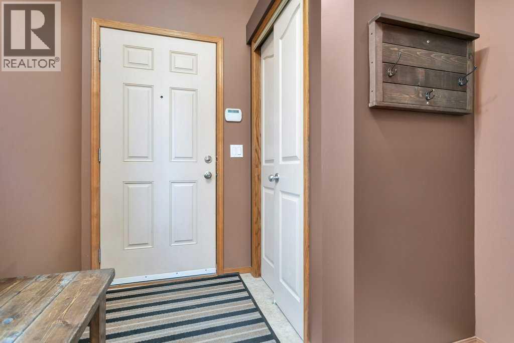 15 Jacobs Close, Red Deer, Alberta  T4P 4C8 - Photo 3 - A2279686