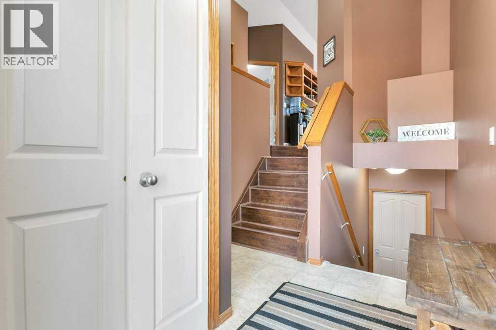 15 Jacobs Close, Red Deer, Alberta  T4P 4C8 - Photo 4 - A2279686