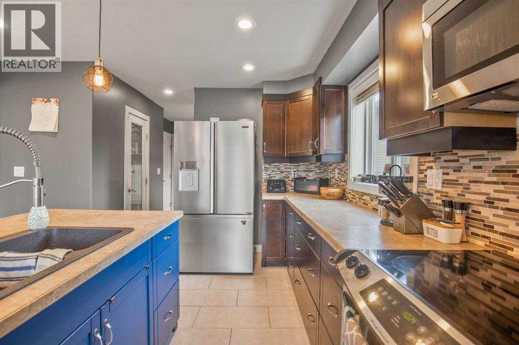 13 Blackstone Avenue, Lacombe, Alberta  T4L 1P8 - Photo 15 - A2282896