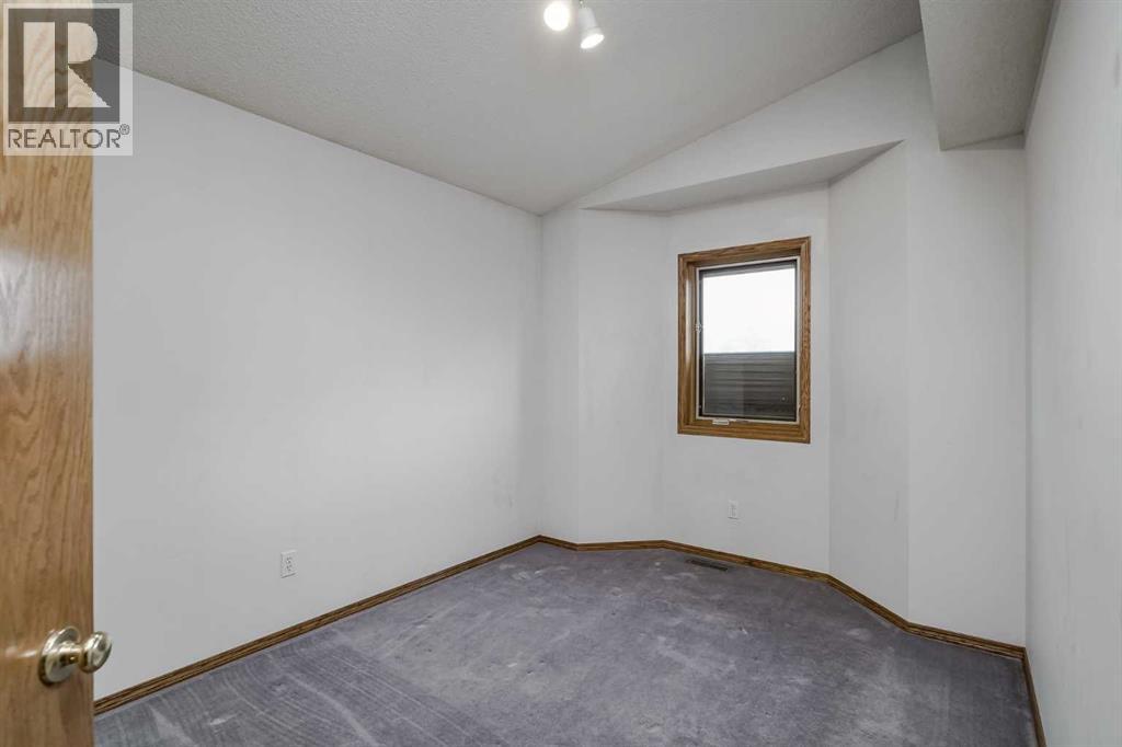 270 Douglas Glen Court Se, Calgary, Alberta  T2Z 2M8 - Photo 25 - A2267898