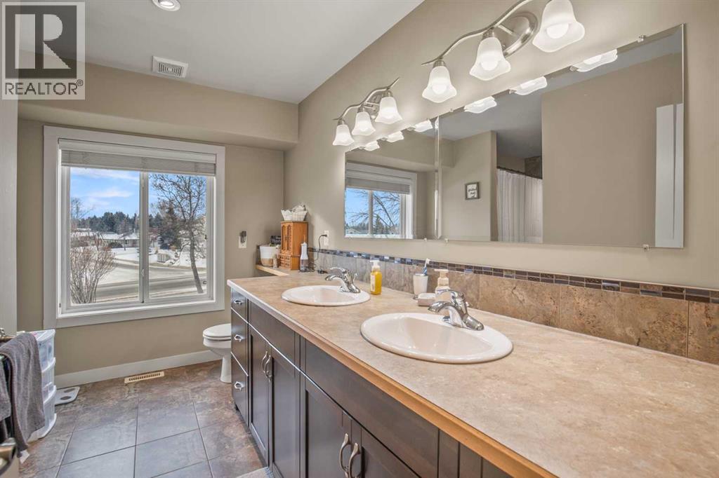 13 Blackstone Avenue, Lacombe, Alberta  T4L 1P8 - Photo 29 - A2282896