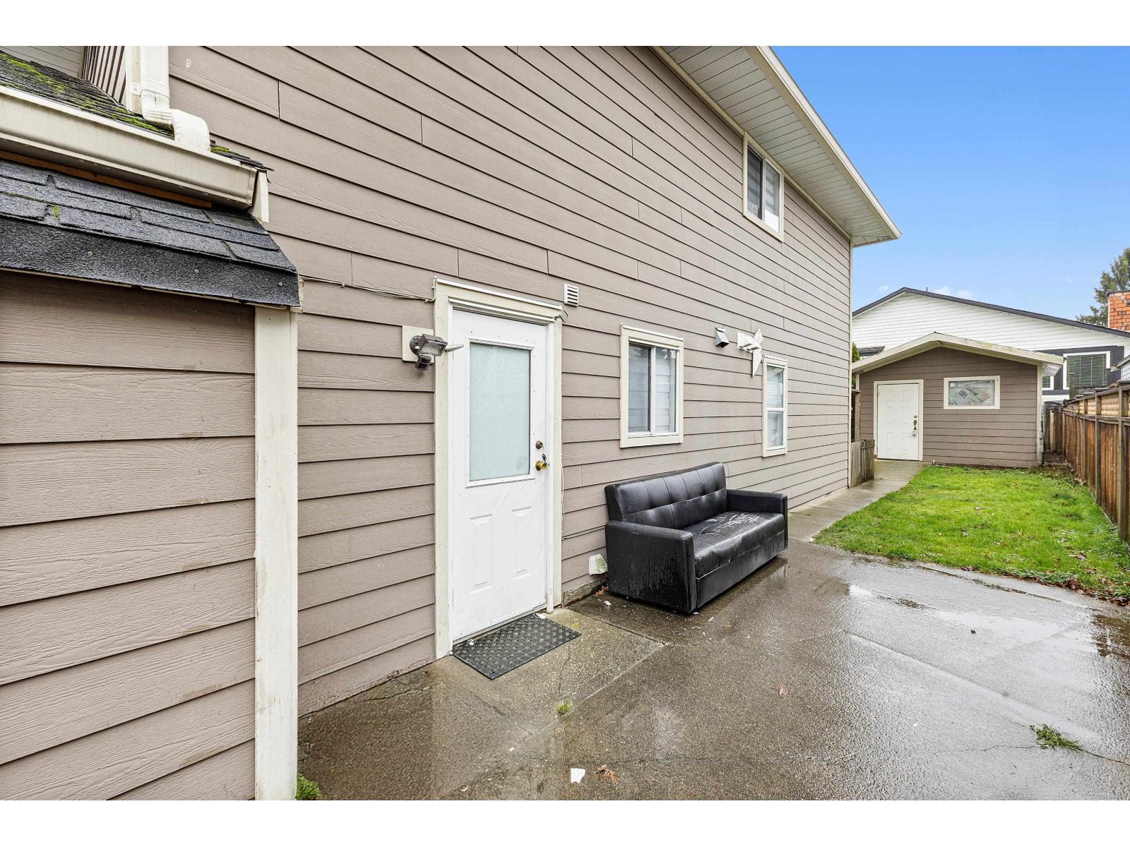 32066 Sorrento Avenue, Abbotsford, British Columbia  V2T 5B7 - Photo 32 - R3085863