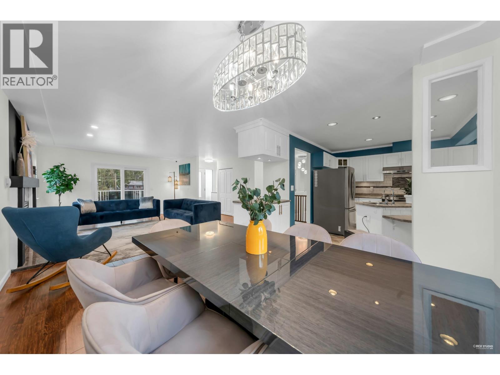 2093 Concord Avenue, Coquitlam, British Columbia  V3K 1K4 - Photo 11 - R3086306