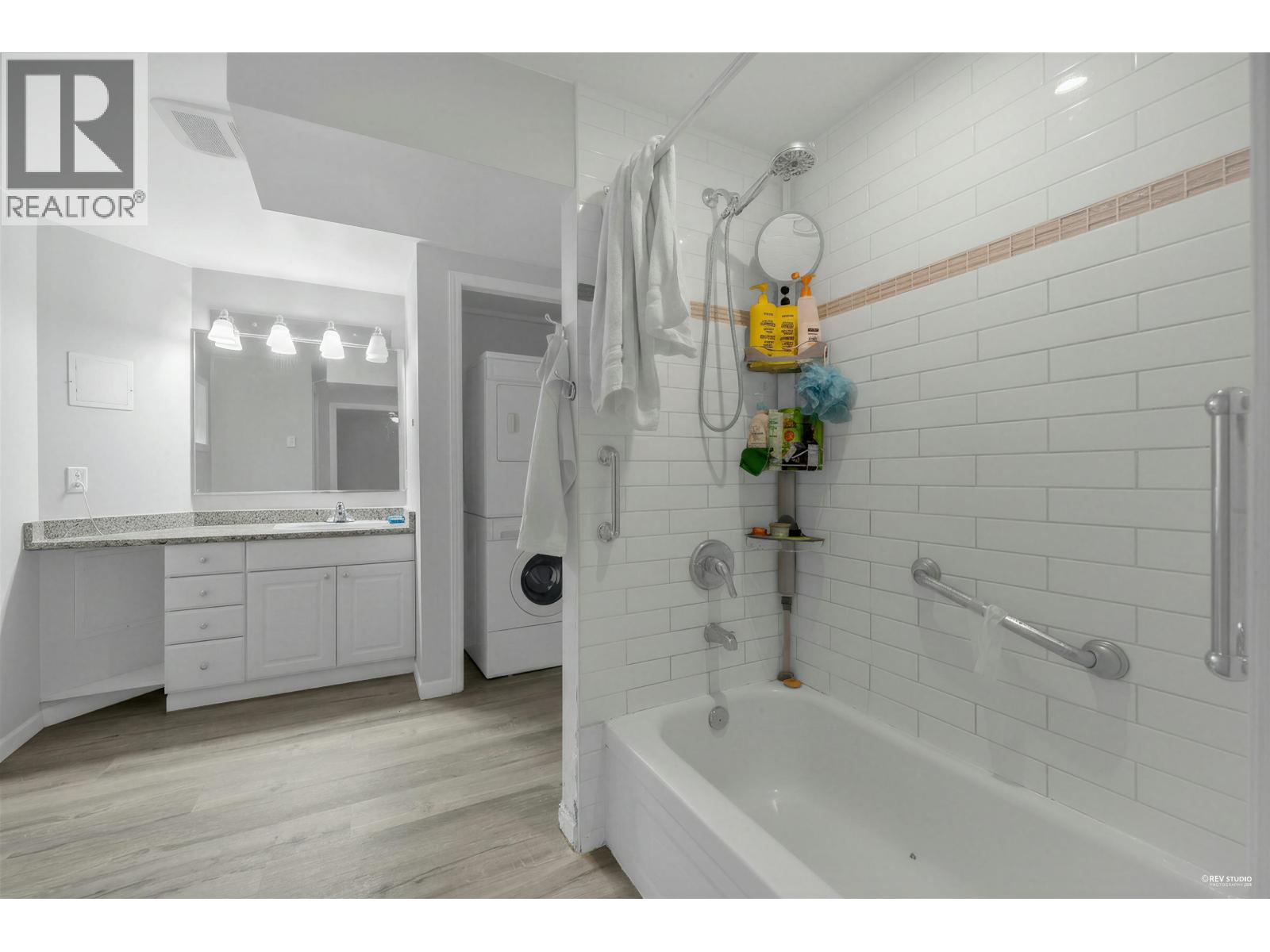 2093 Concord Avenue, Coquitlam, British Columbia  V3K 1K4 - Photo 33 - R3086306