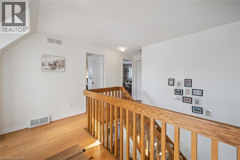 33 Manitoulin Crescent, Kitchener, Ontario  N2A 3J4 - Photo 20 - 40802155