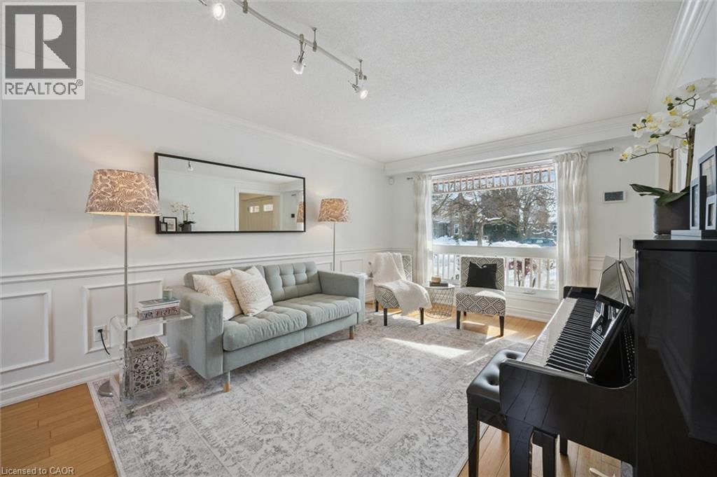 33 Manitoulin Crescent, Kitchener, Ontario  N2A 3J4 - Photo 6 - 40802155