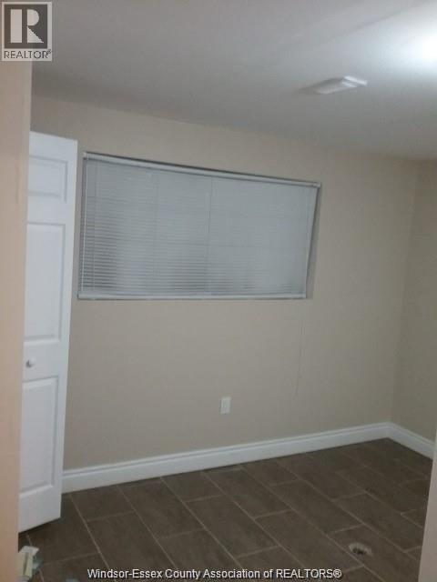 829 Arthur Road Unit# Basement, Windsor, Ontario  N8Y 3Y1 - Photo 4 - 25023605