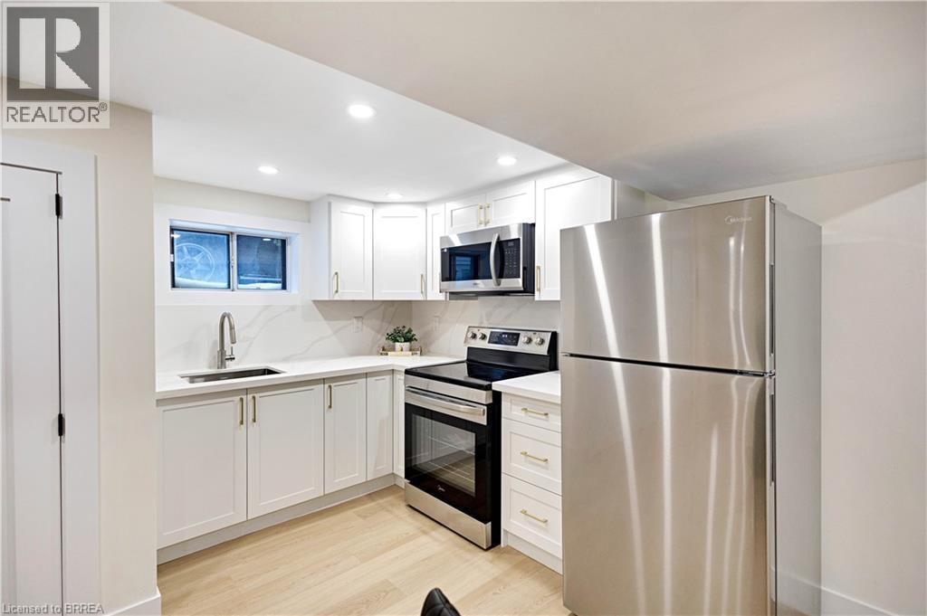 269 East 28th Street, Hamilton, Ontario  L8V 3J2 - Photo 22 - 40799552