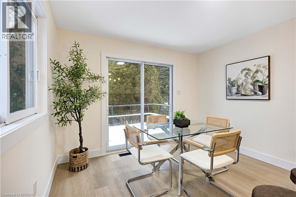 269 East 28th Street, Hamilton, Ontario  L8V 3J2 - Photo 11 - 40799552