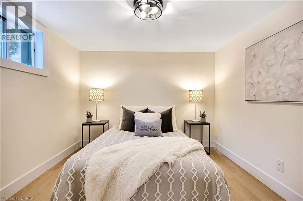 269 East 28th Street, Hamilton, Ontario  L8V 3J2 - Photo 29 - 40799552