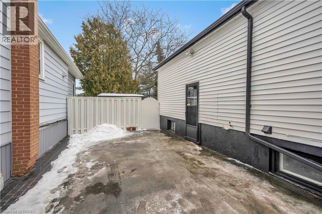 269 East 28th Street, Hamilton, Ontario  L8V 3J2 - Photo 41 - 40799552