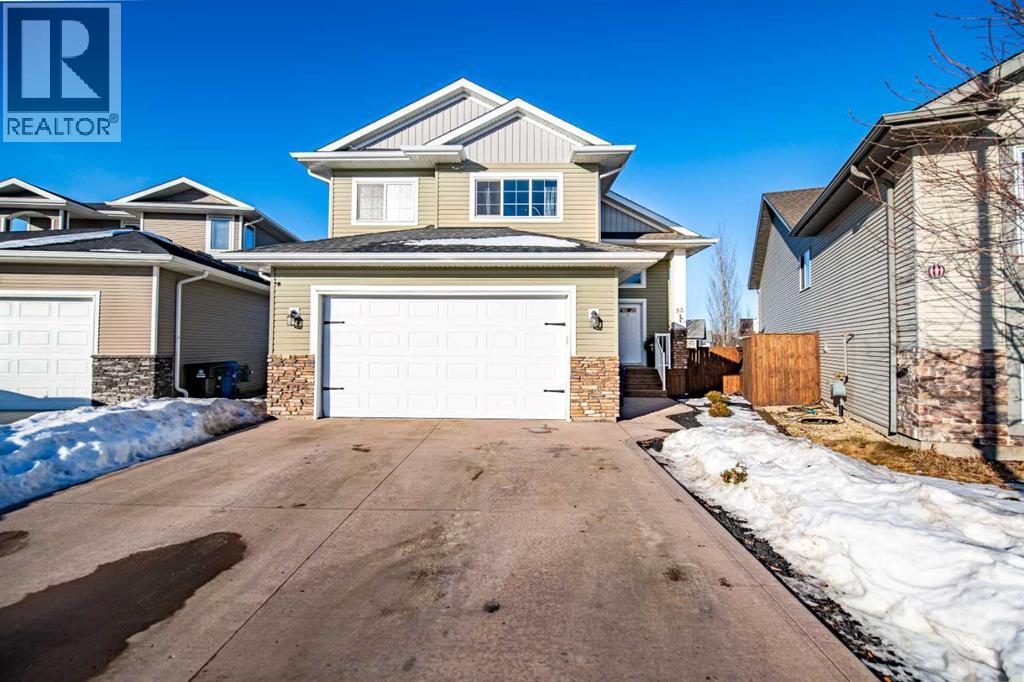 53 Portway Close, Blackfalds, Alberta  T4M 0G7 - Photo 2 - A2280933