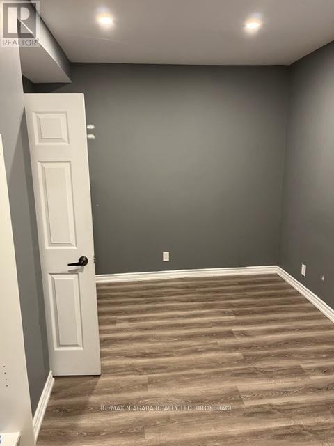 1 - 299 Hellems Avenue, Welland, Ontario  L3B 3B9 - Photo 12 - X12756206