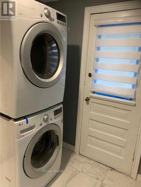 1 - 299 Hellems Avenue, Welland, Ontario  L3B 3B9 - Photo 3 - X12756206