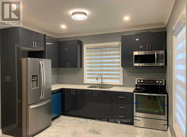 1 - 299 Hellems Avenue, Welland, Ontario  L3B 3B9 - Photo 4 - X12756206