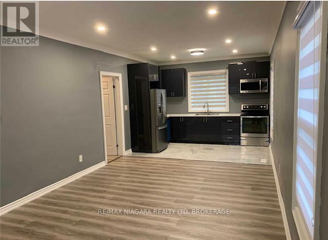 1 - 299 Hellems Avenue, Welland, Ontario  L3B 3B9 - Photo 5 - X12756206