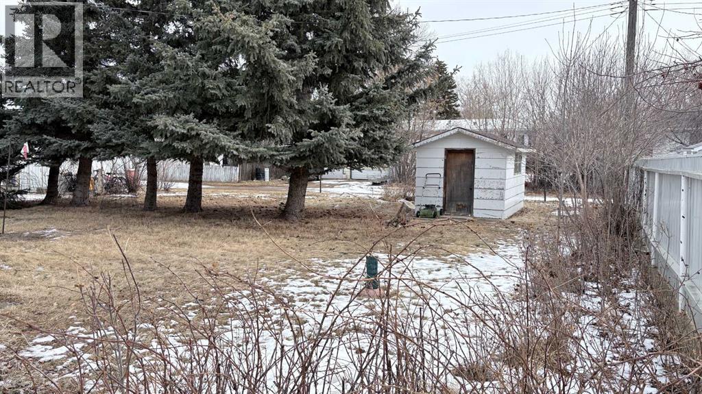 105 4th Street W, Foremost, Alberta  T0K 0X0 - Photo 23 - A2282972