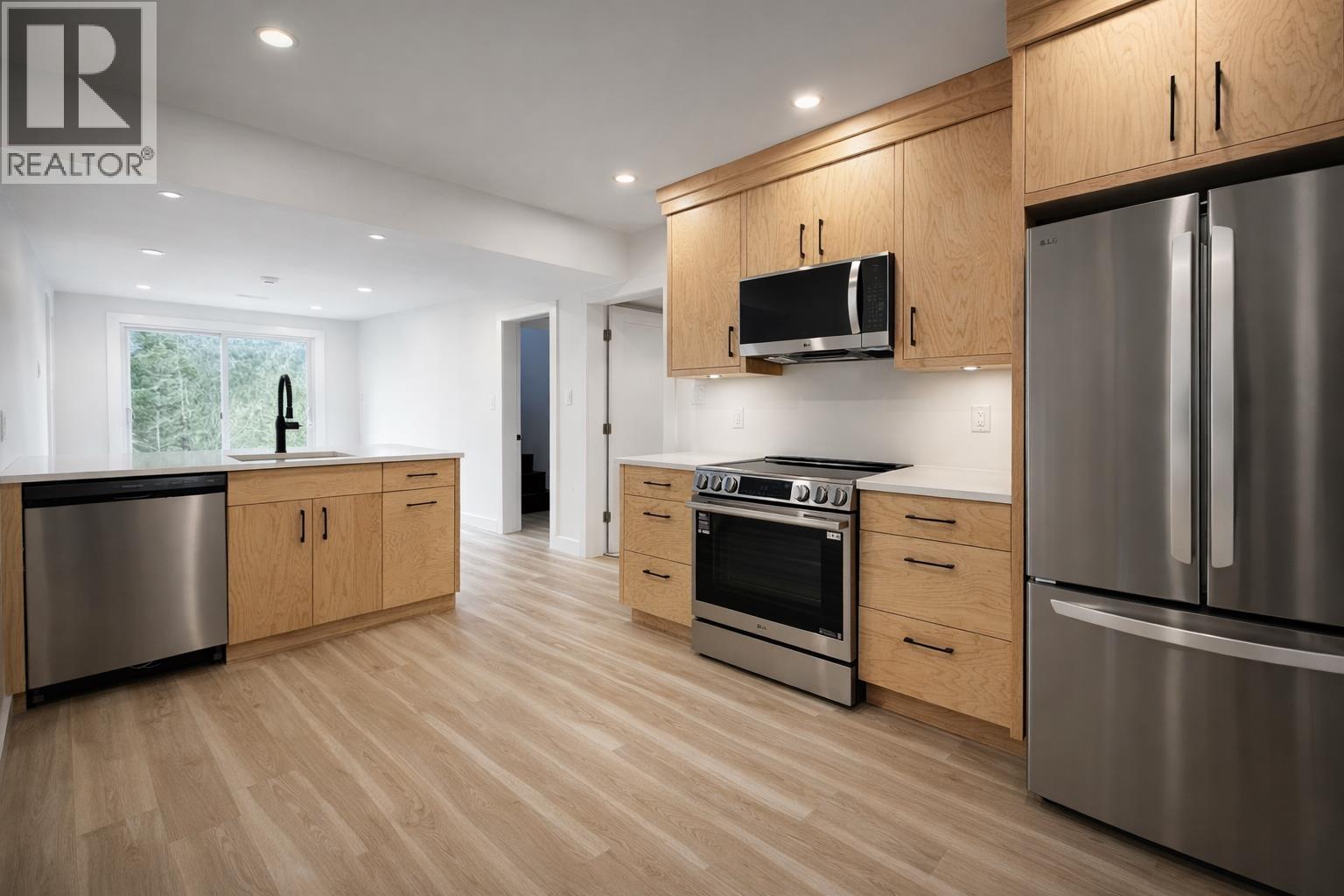 40181 Skyline Drive, Squamish, British Columbia  V0N 1T0 - Photo 16 - R3085358