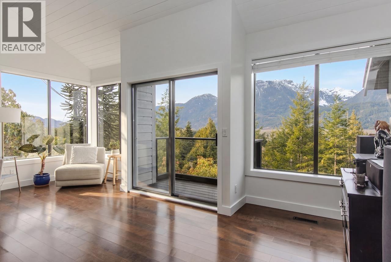 40181 Skyline Drive, Squamish, British Columbia  V0N 1T0 - Photo 7 - R3085358