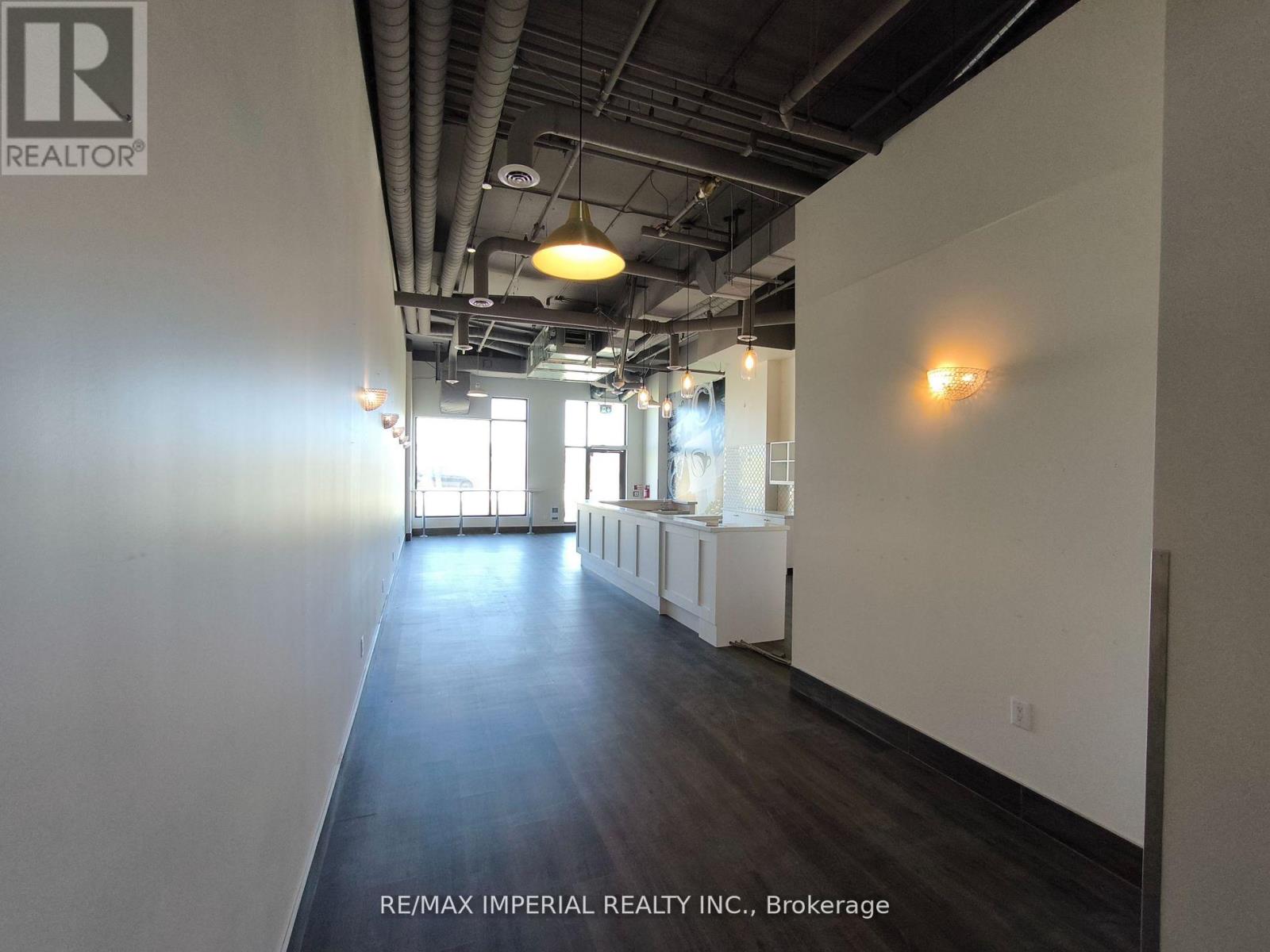 30 - 555 William Graham Drive, Aurora, Ontario  L4G 7C4 - Photo 6 - N12756208