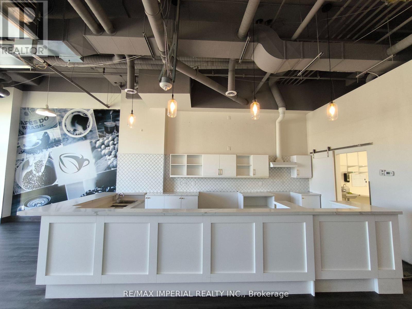 30 - 555 William Graham Drive, Aurora, Ontario  L4G 7C4 - Photo 8 - N12756208