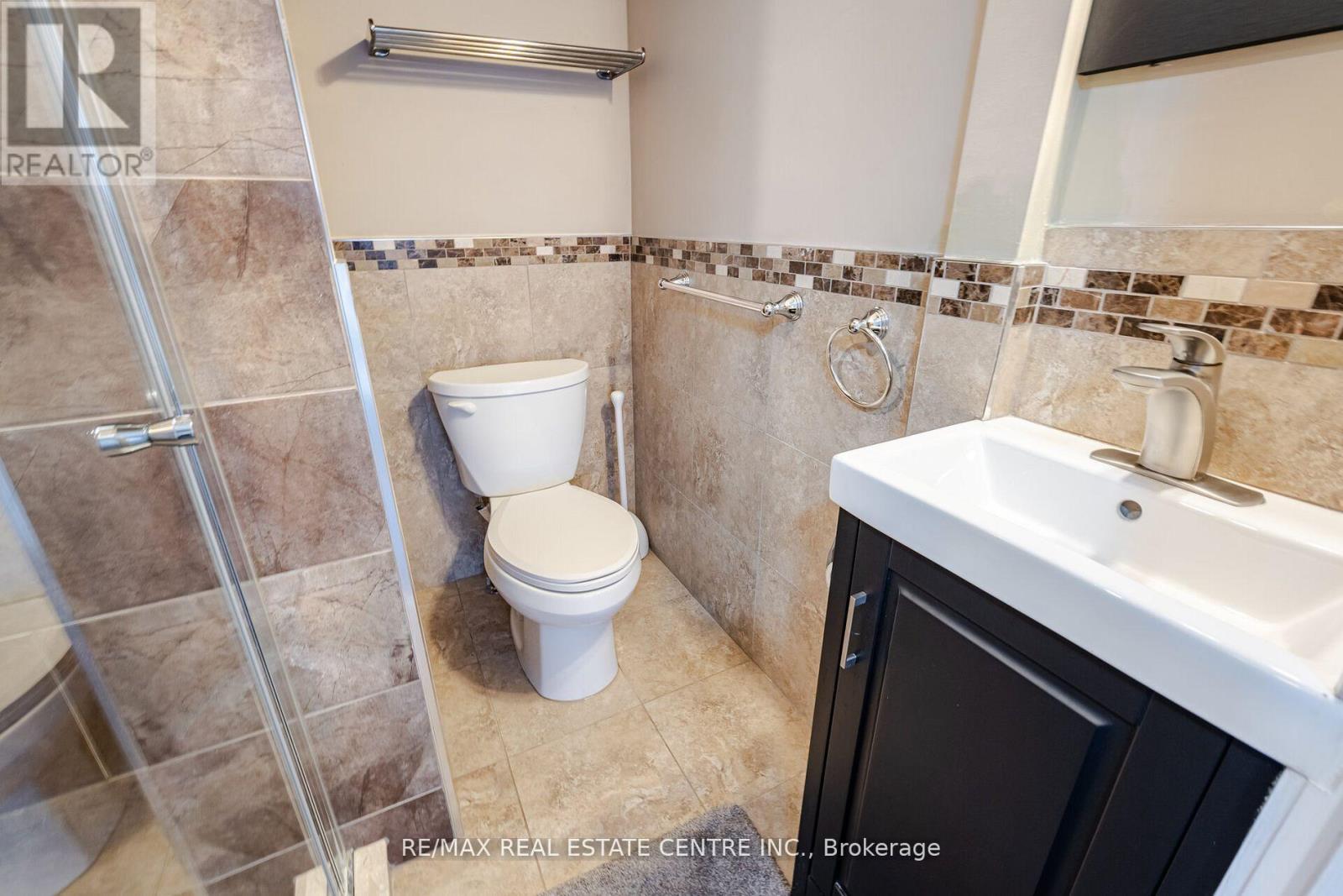 174 Victoria Street, Brampton, Ontario  L6Y 0A6 - Photo 12 - W12756196