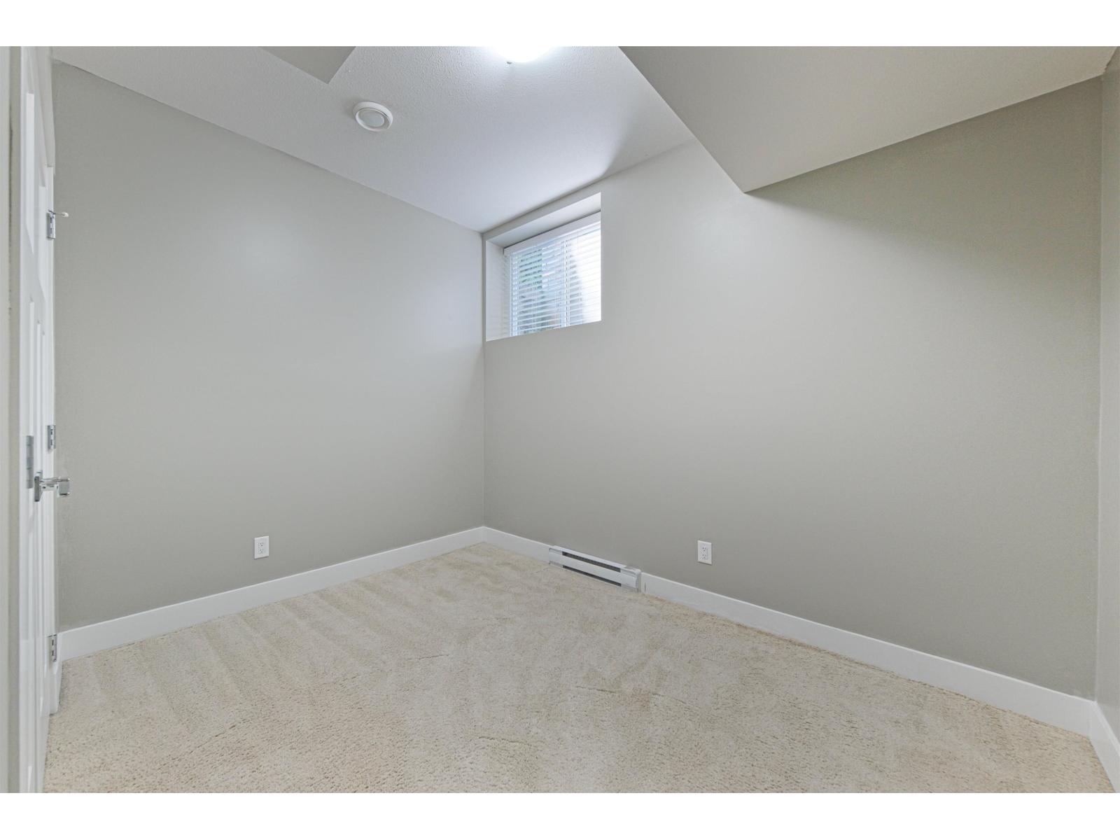 15855 29a Avenue, Surrey, British Columbia  V3Z 0N4 - Photo 34 - R3085948