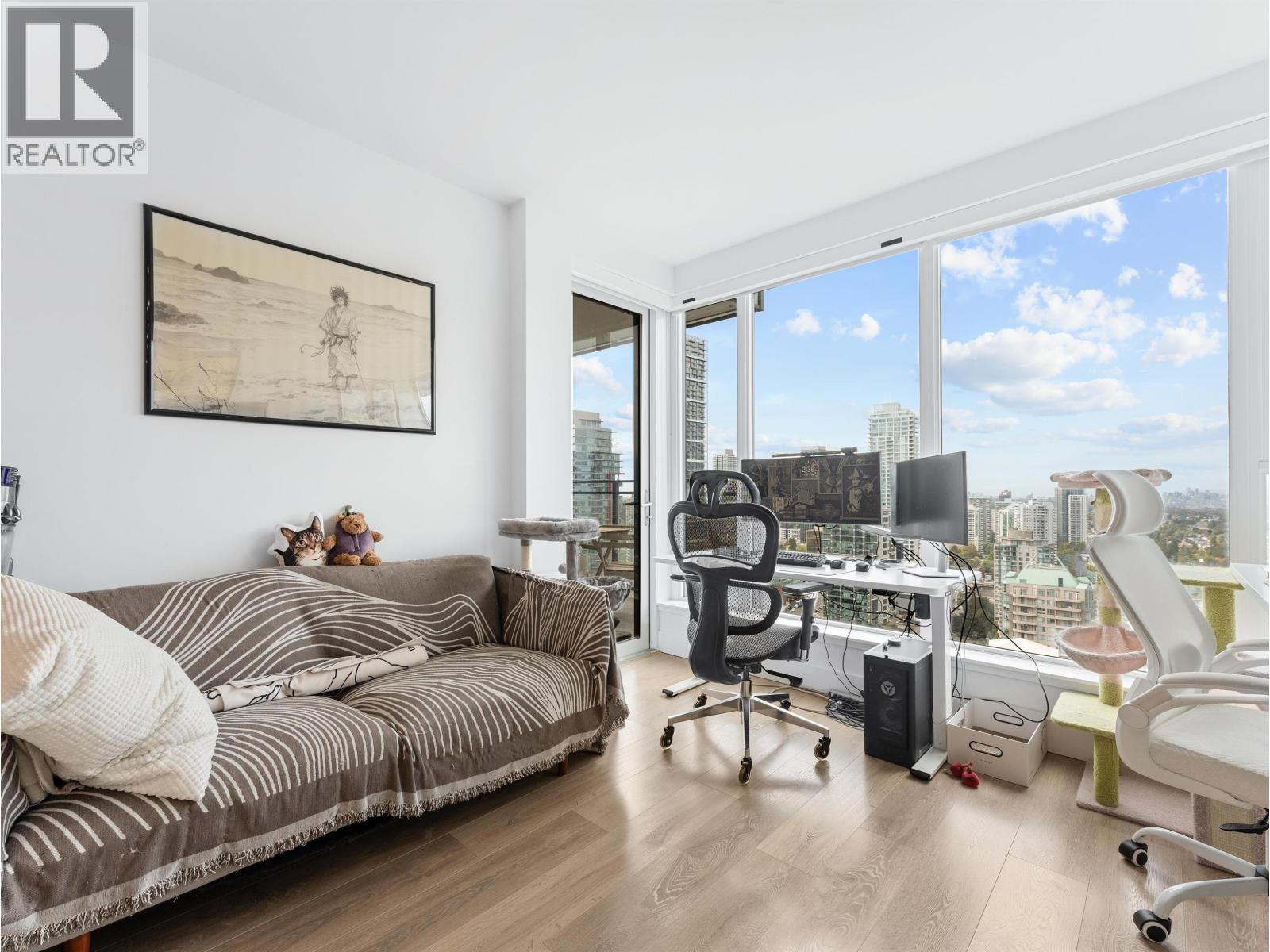 Listing Picture 12 of 30 : 2807 4711 HAZEL STREET, Burnaby / 本拿比 - 魯藝地產 Yvonne Lu Group - MLS Medallion Club Member