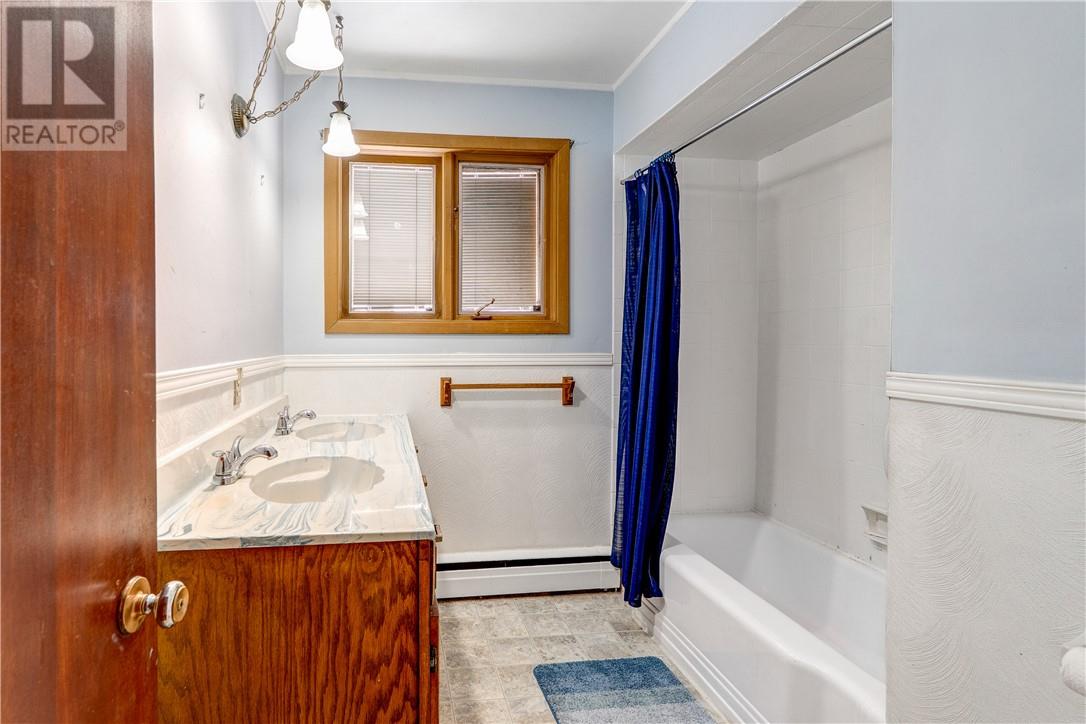 1302 Redfern Street, Greater Sudbury, Ontario  P3A 3S7 - Photo 28 - 2126104