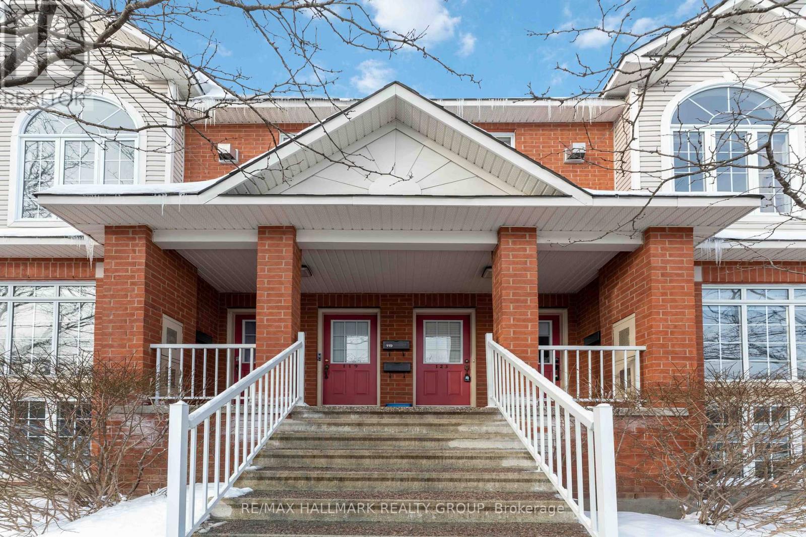 13 - 123 GATESTONE PRIVATE, Ottawa, Ontario