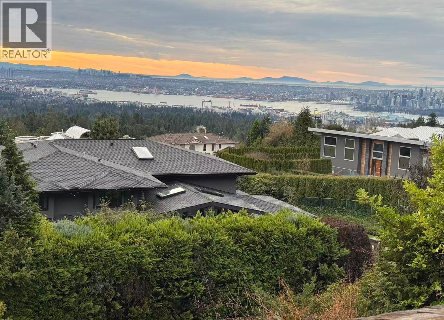 657 Andover Place, West Vancouver, British Columbia  V7S 1Y6 - Photo 2 - R3086453