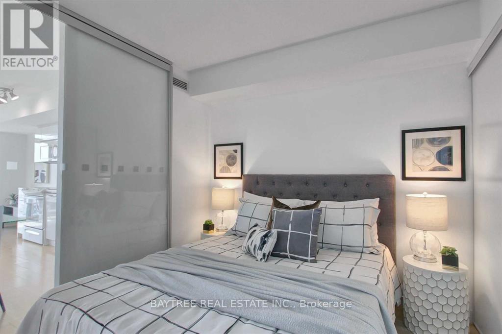 2607 - 21 Iceboat Terrace, Toronto, Ontario  M5V 4A9 - Photo 11 - C12756242