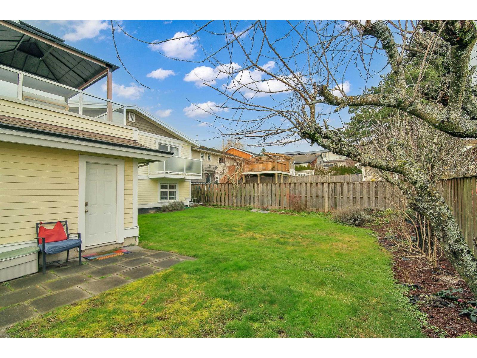 1050 Parker Street, White Rock, British Columbia  V4B 4R7 - Photo 39 - R3086294