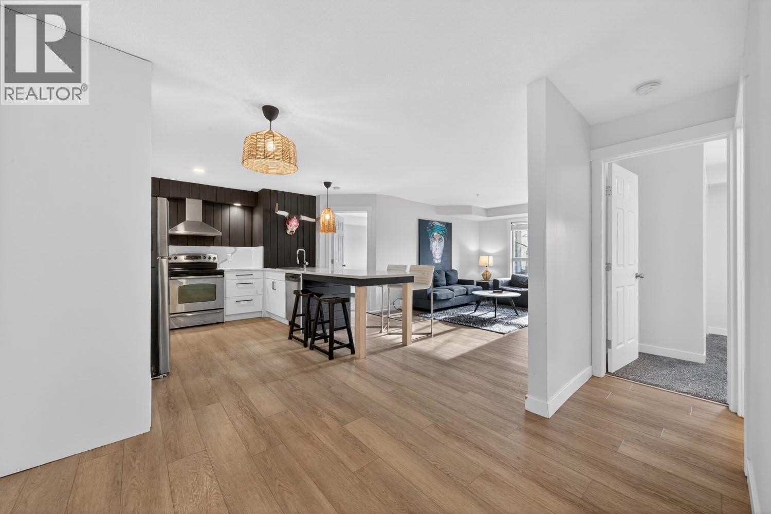 205 Third Avenue Unit# 2102, Invermere, British Columbia  V0A 1K7 - Photo 8 - 10372895