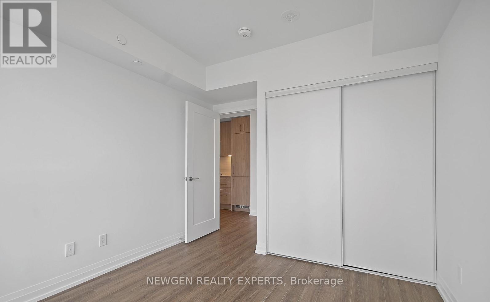 1904 - 286 Main Street, Toronto, Ontario  M4C 0B3 - Photo 14 - E12756228