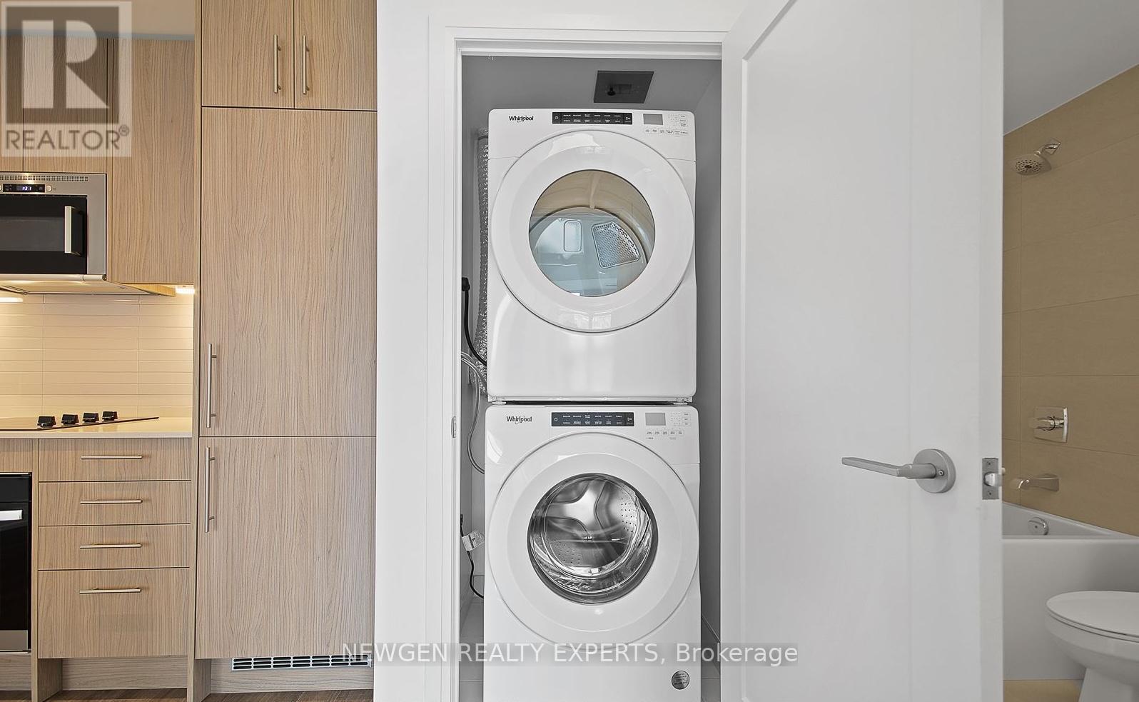 1904 - 286 Main Street, Toronto, Ontario  M4C 0B3 - Photo 15 - E12756228