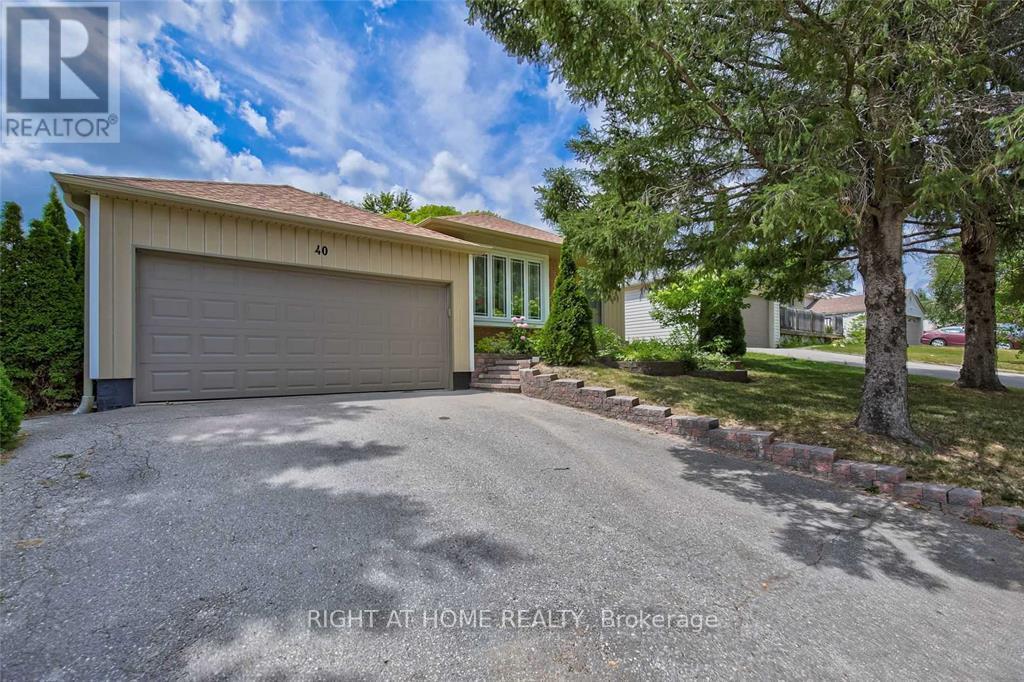 40 HOLLAND RIVER BLV. BOULEVARD, East Gwillimbury, Ontario