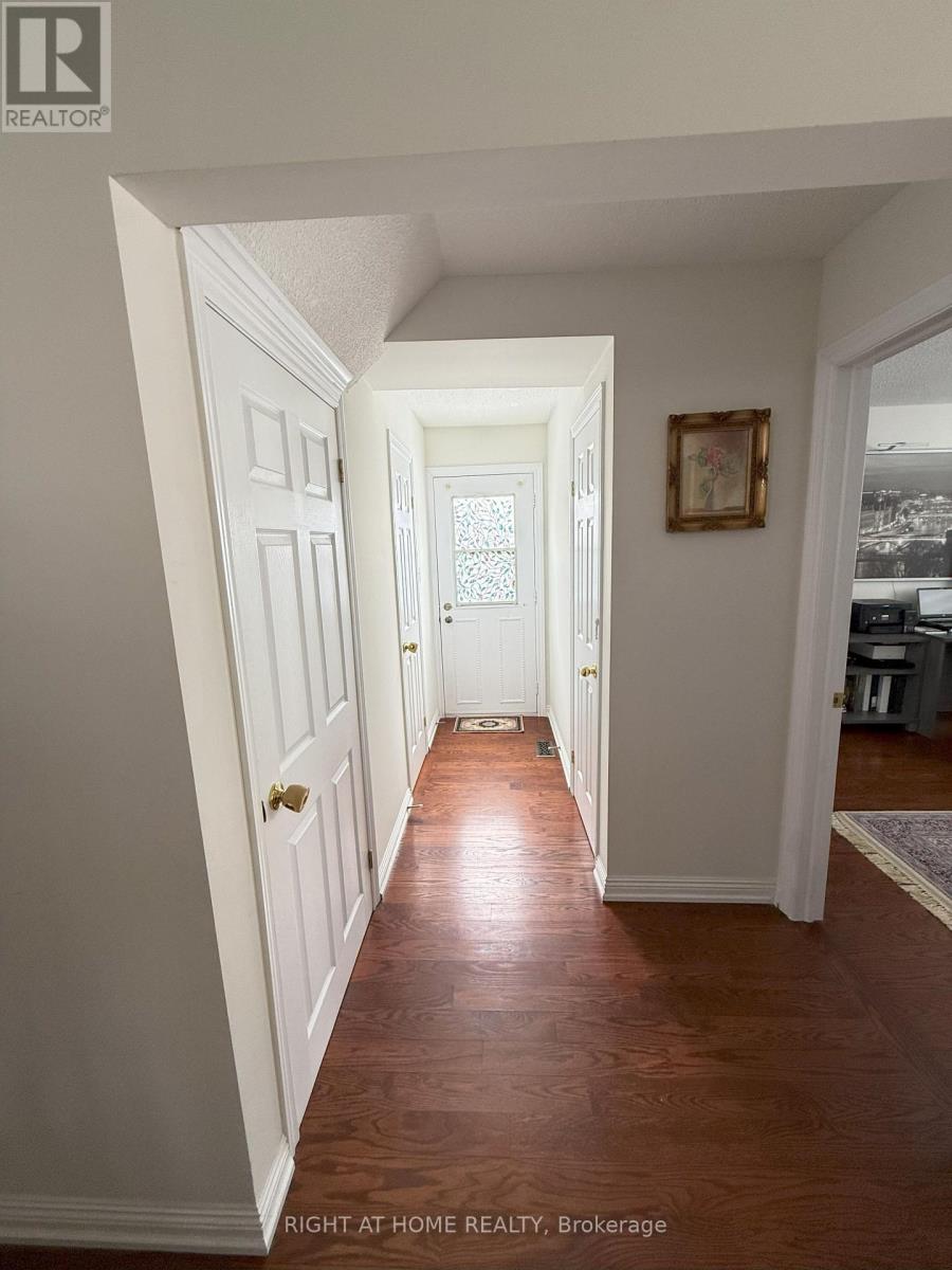 40 Holland River Blv. Boulevard, East Gwillimbury, Ontario  L9N 1C4 - Photo 15 - N12756220