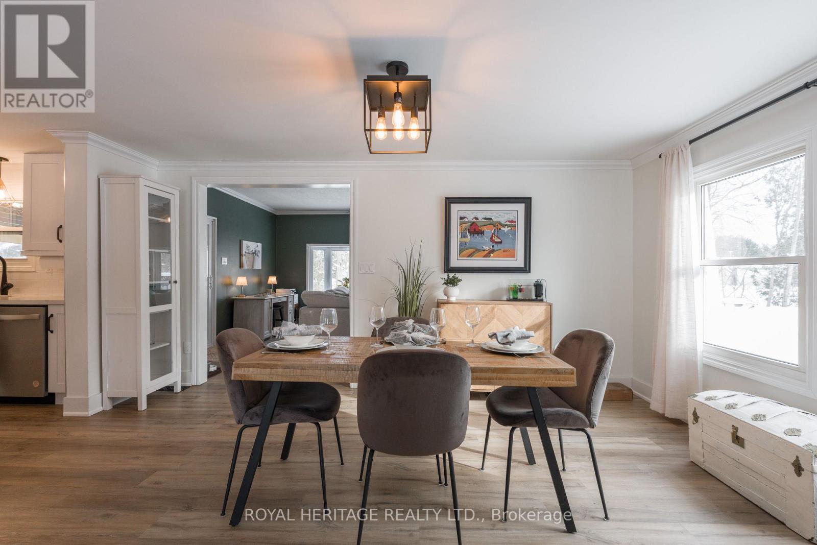 104 Linden Lane, Innisfil, Ontario  L9S 1N4 - Photo 17 - N12756222