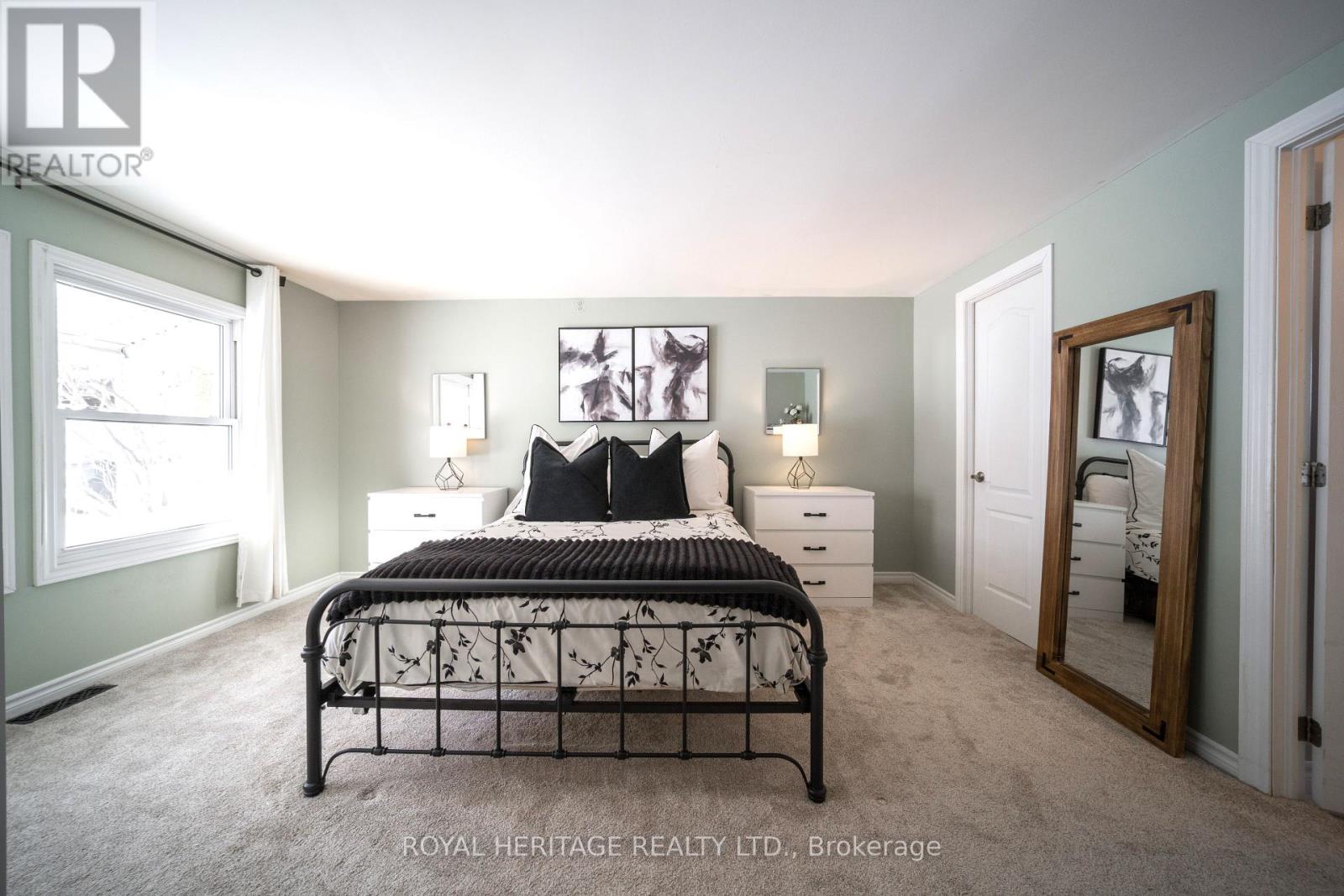 104 Linden Lane, Innisfil, Ontario  L9S 1N4 - Photo 24 - N12756222