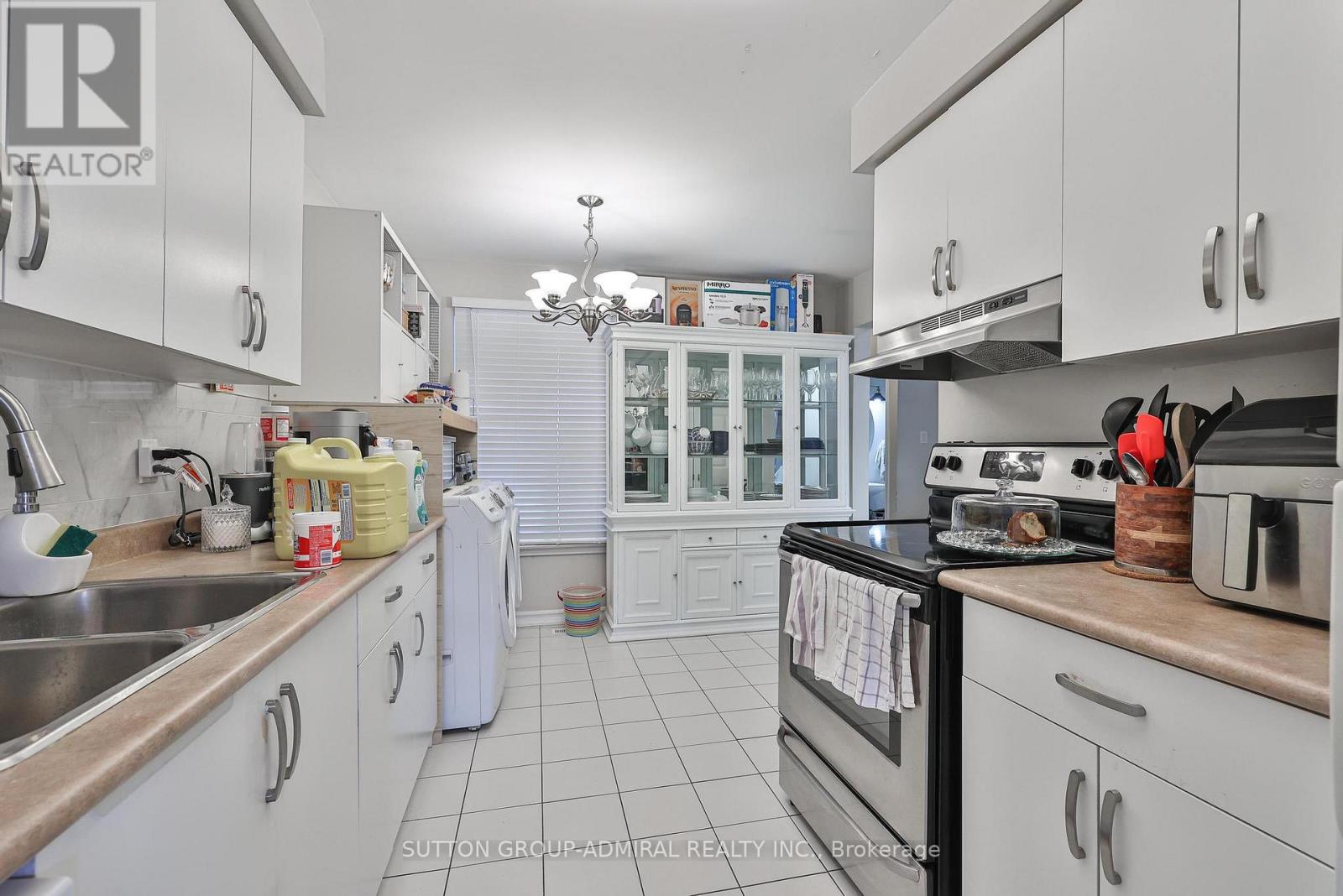 242 Tansley Road, Vaughan, Ontario  L4J 2Y9 - Photo 4 - N12756252