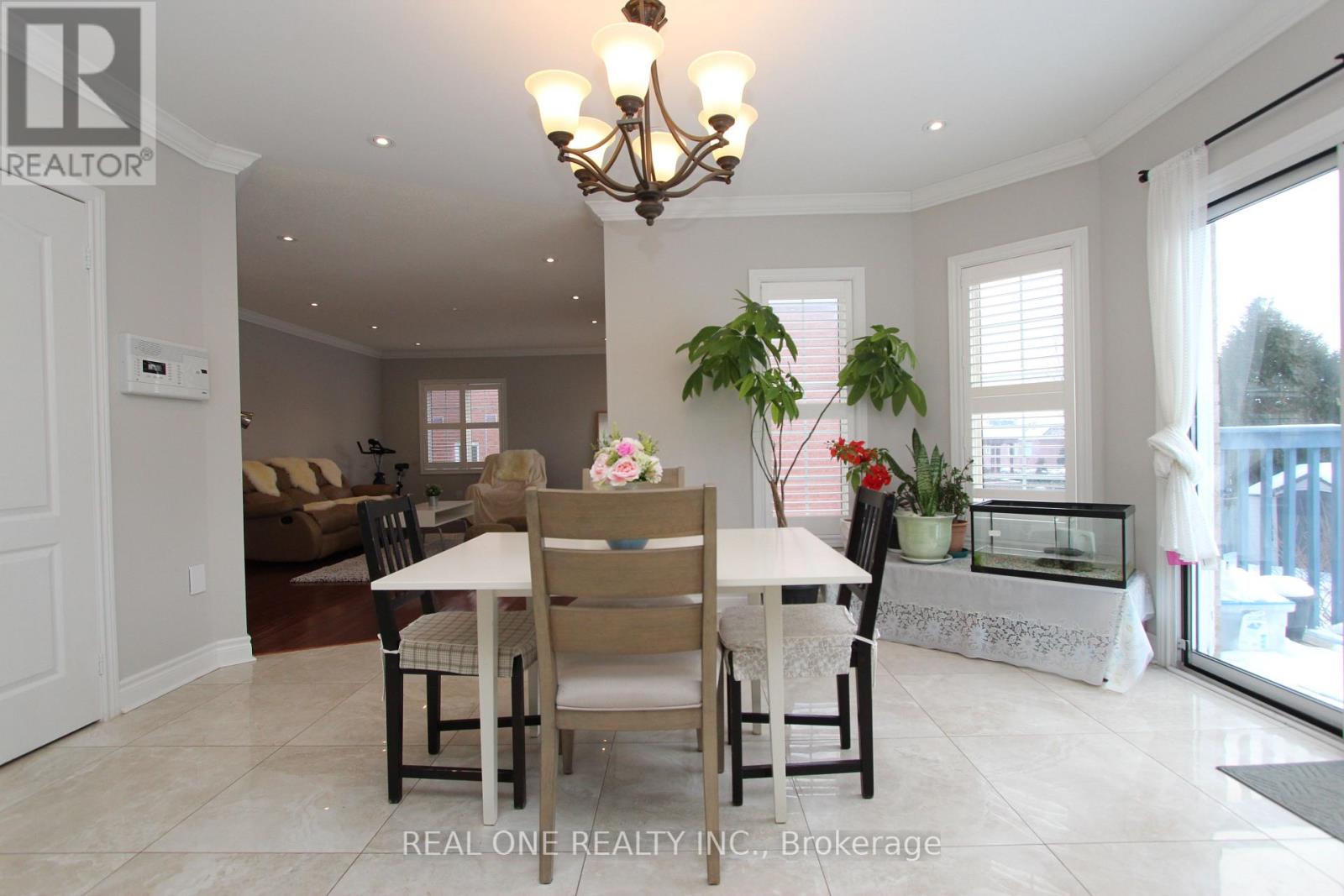 2 Delisle Street, Richmond Hill (Devonsleigh), Ontario  L4S 2R3 - Photo 16 - N12756256