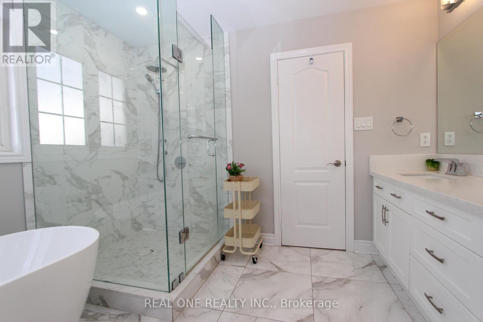 2 Delisle Street, Richmond Hill (Devonsleigh), Ontario  L4S 2R3 - Photo 28 - N12756256